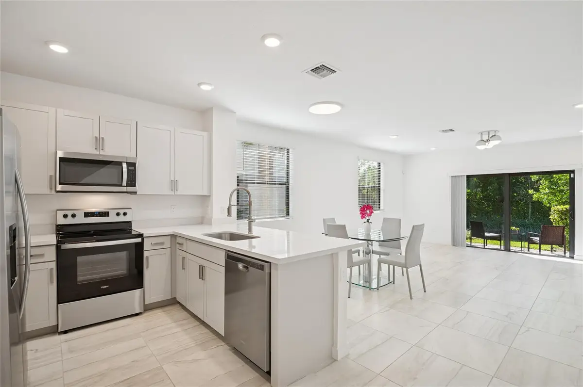 180 SE 5th Ct, Deerfield Beach, FL 33441 - Image #1