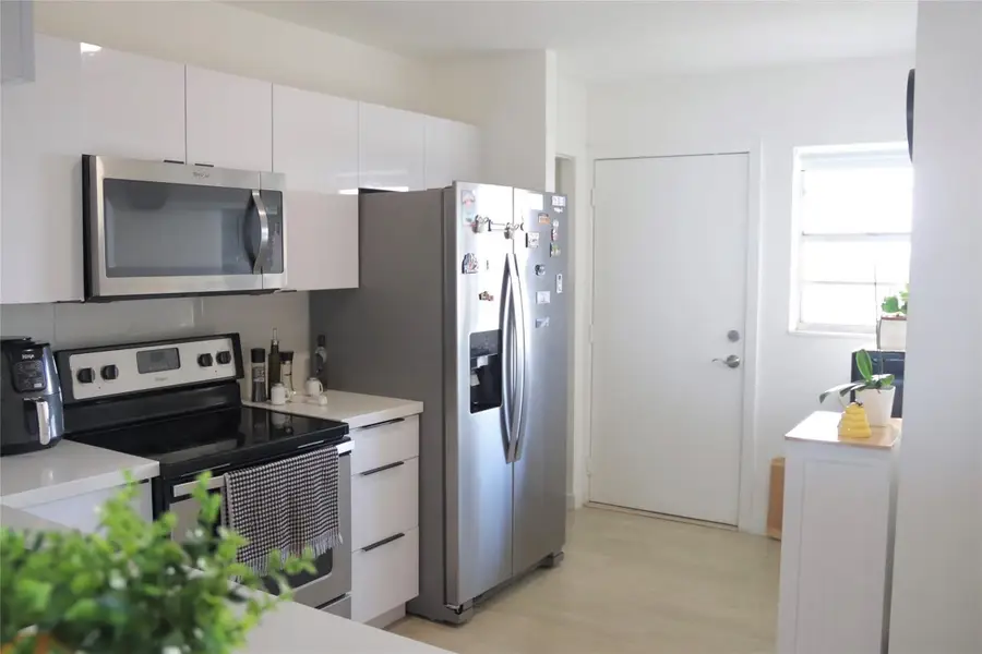 1770 NE 191st Street #816, Miami, FL 33179 - Image #3