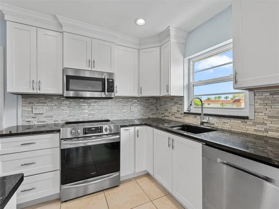 5 Vista Palm Lane #207, Vero Beach, FL 32962 - Image #3