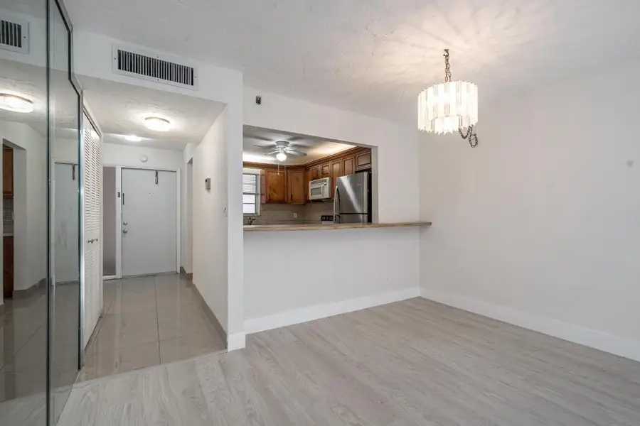 2551 Aragon Boulevard #406, Sunrise, FL 33322 - Image #3