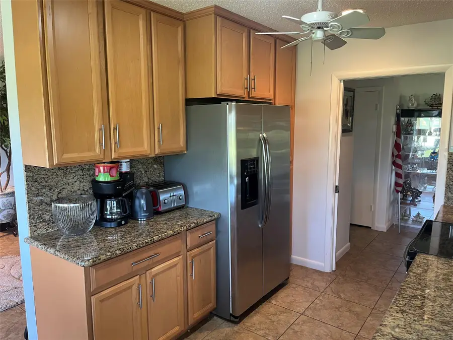 5728 S Bayberry Ln, Tamarac, FL 33319 - Image #3