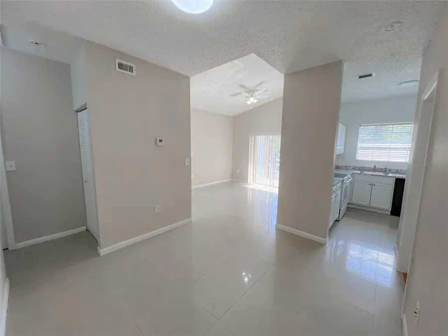 1881 NW 96th Ter #7C, Hollywood, FL 33024 - Image #2