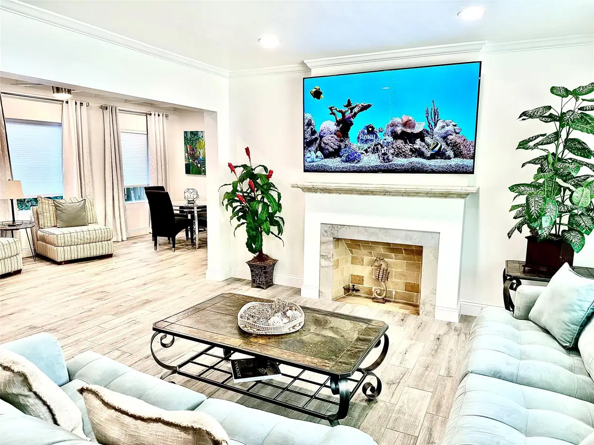 1742 NE 7th St, Fort Lauderdale, FL 33304 - Image #1