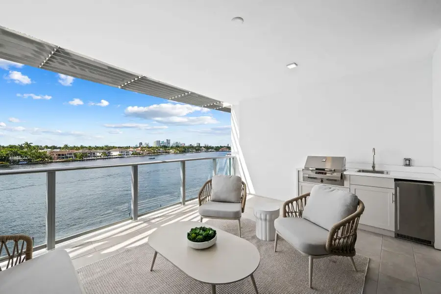 435 Bayshore Drive #302, Fort Lauderdale, FL 33304 - Image #2
