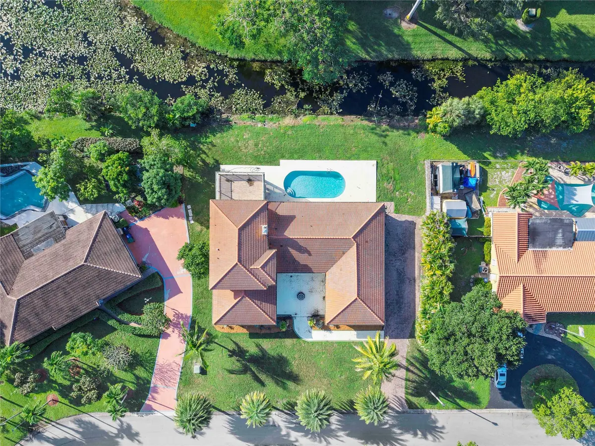 9030 NW 32nd St, Coral Springs, FL 33065 - Image #1