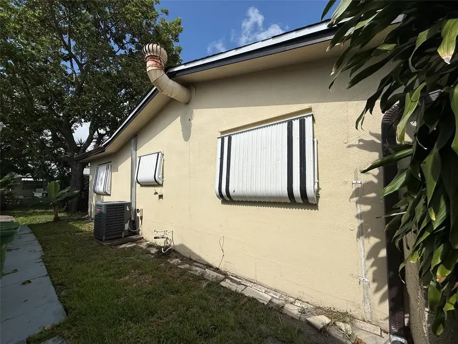 4314 NW 47th Ct, Tamarac, FL 33319 - Image #3