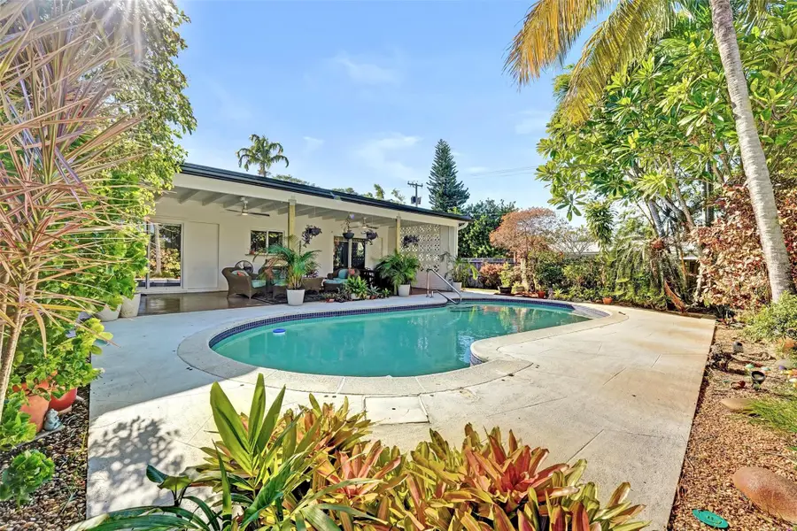 601 S Rainbow Dr, Hollywood, FL 33021 - Image #3