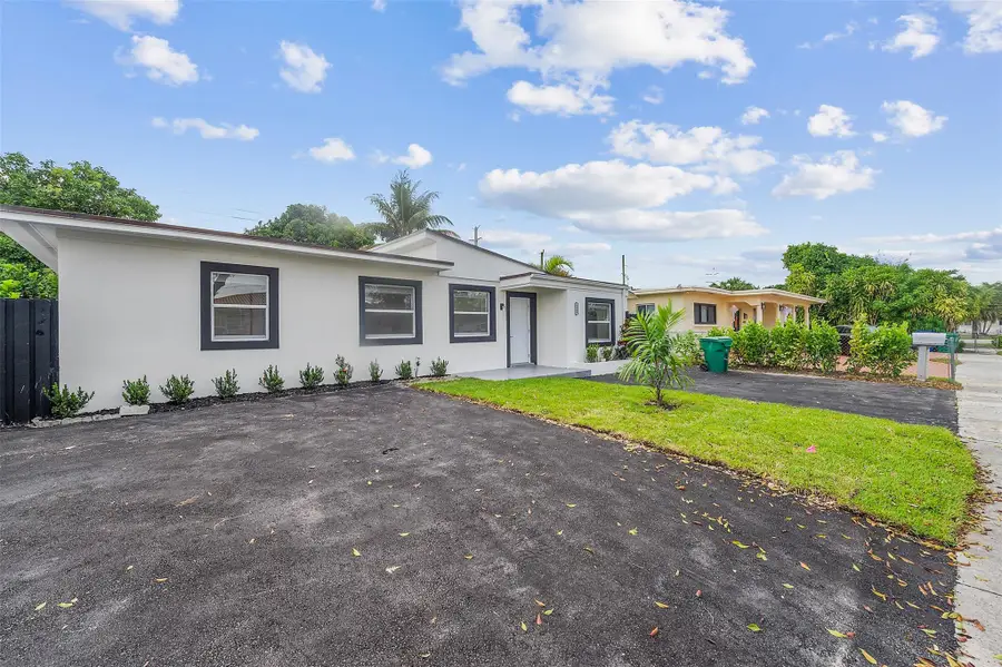 6840 SW 3rd St, Miami, FL 33144 - Image #2