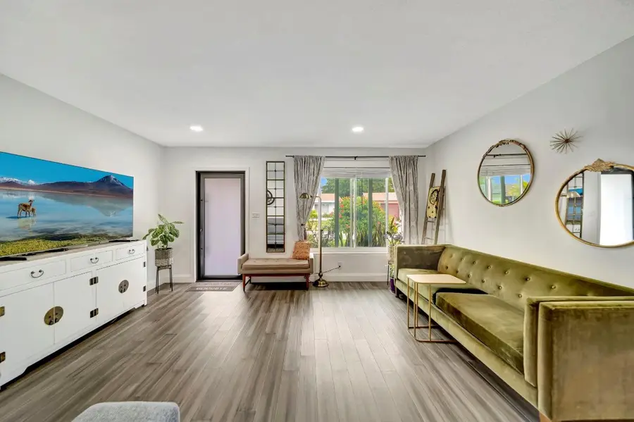 4400 NW 45th Court, Tamarac, FL 33319 - Image #2