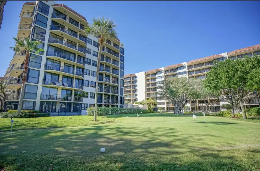 859 Jeffery St #214, Boca Raton, FL 33487 - Image #2