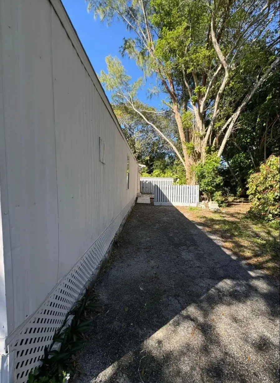 6800 NW 39 Ave, Coconut Creek, FL 33073 - Image #2