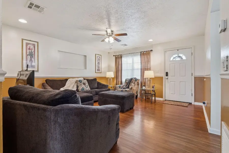 7801 Arabian Place, Orlando, FL 32818 - Image #2