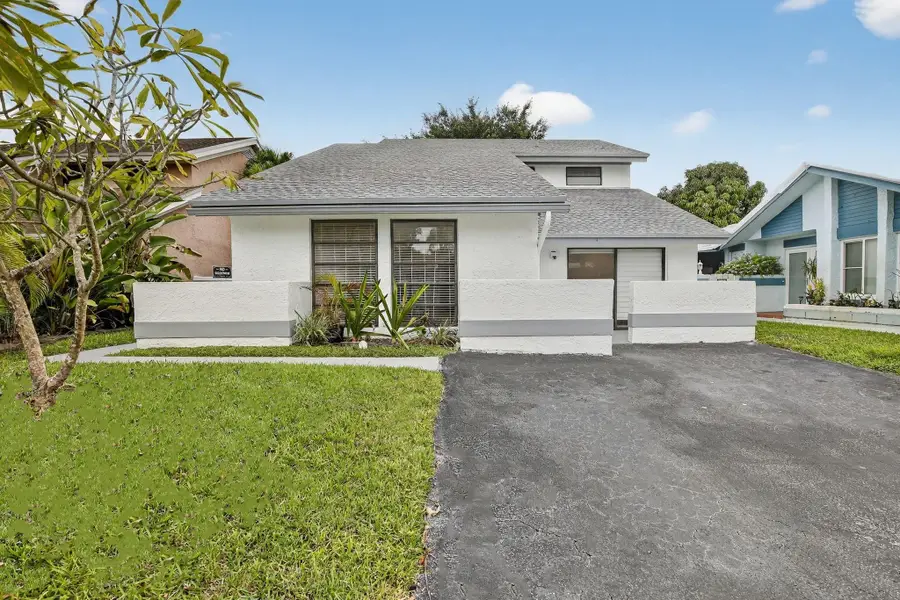 3930 SW 82nd Ter, Davie, FL 33328 - Image #2