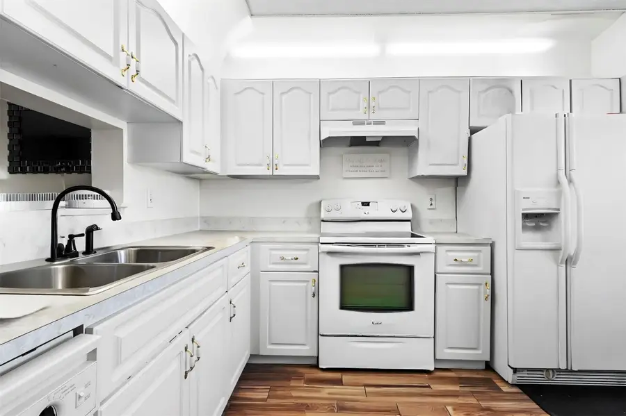 7951 Southgate Boulevard #10F, North Lauderdale, FL 33068 - Image #3