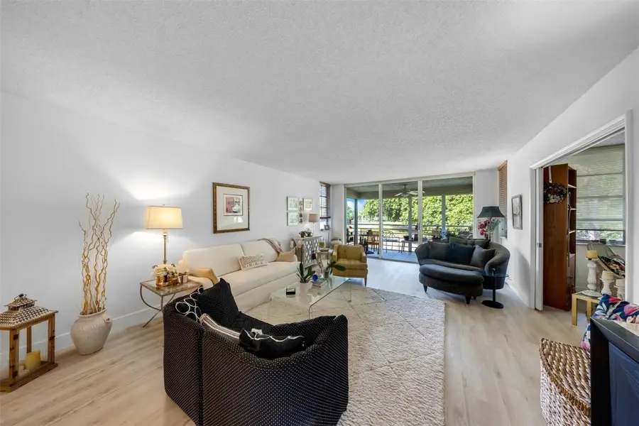 901 Cypress Grove Drive #203, Pompano Beach, FL 33069 - Image #2