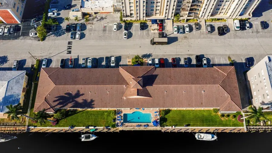 2864 NE 33rd Ct #202, Fort Lauderdale, FL 33306 - Image #3