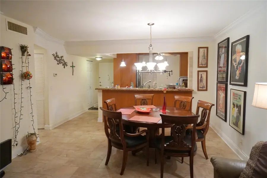 2851 Somerset Drive #103, Lauderdale Lakes, FL 33311 - Image #2