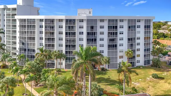 2731 NE 14th Street Cswy #812, Pompano Beach, FL 33062