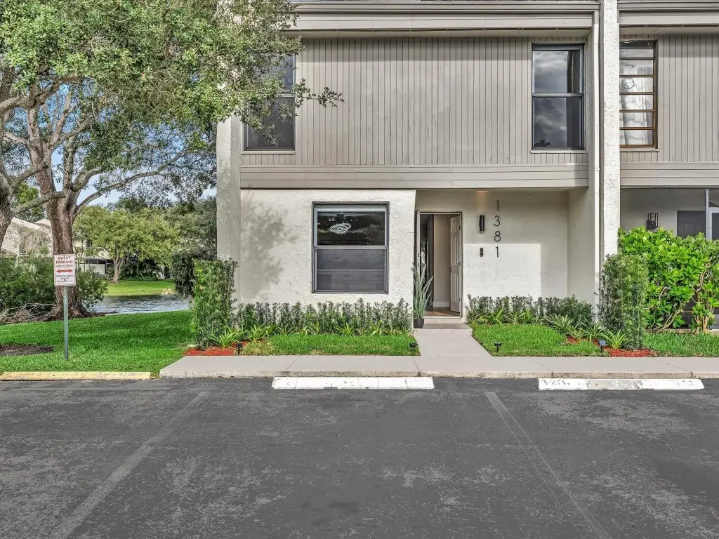 1381 NW 99th Avenue #172, Pembroke Pines, FL 33024 - Image #1