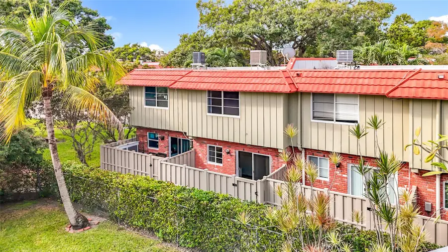 79 NE 20th Ct, Wilton Manors, FL 33305 - Image #2