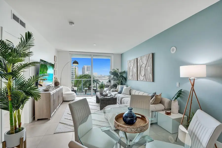 401 N Birch Rd #702, Fort Lauderdale, FL 33304 - Image #3