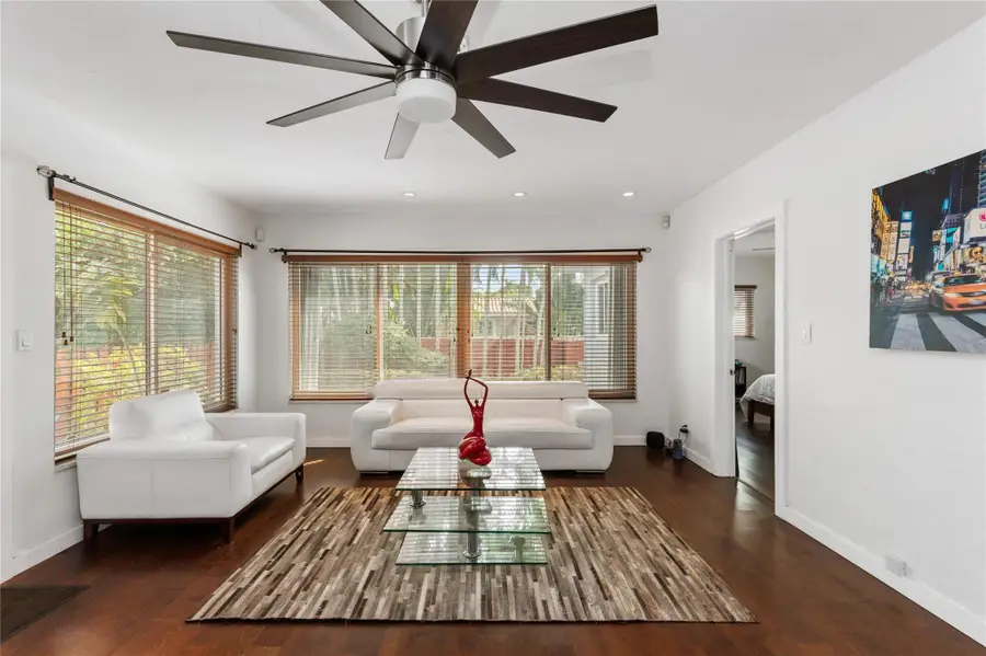 1230 Hollywood Blvd, Hollywood, FL 33019 - Image #3