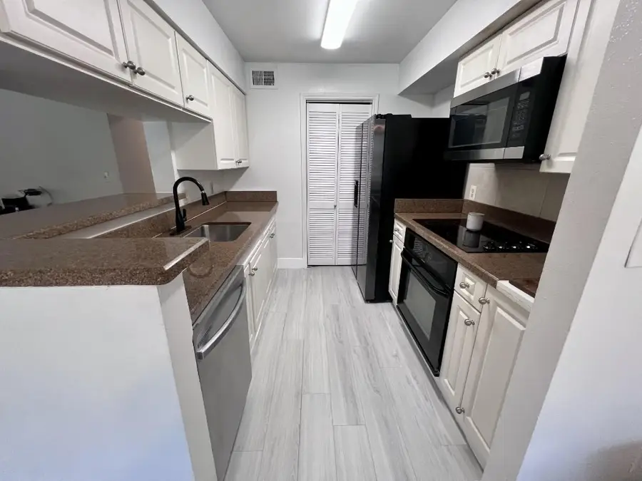 2400 NW 33rd Street #1108, Oakland Park, FL 33309 - Image #2