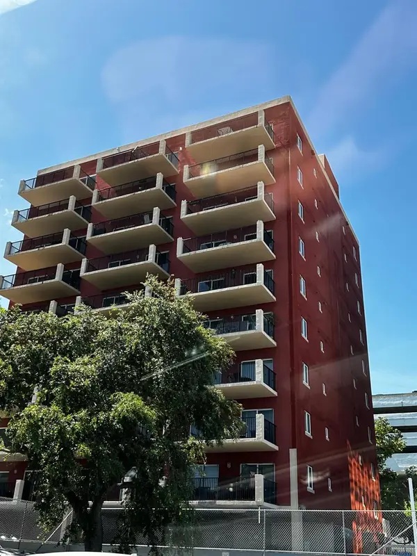 3410 Coral Way #804, Miami, FL 33145