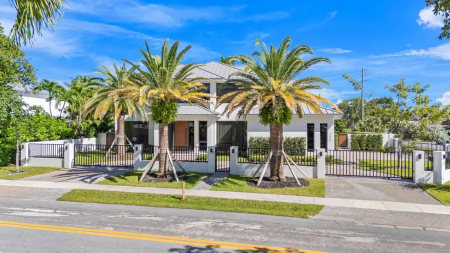 1400 Middle River Drive, Fort Lauderdale, FL 33304 - Image #2