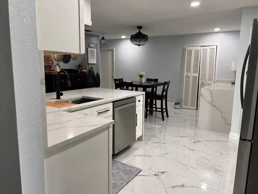 165 NW 78th Ave, Margate, FL 33063 - Image #2