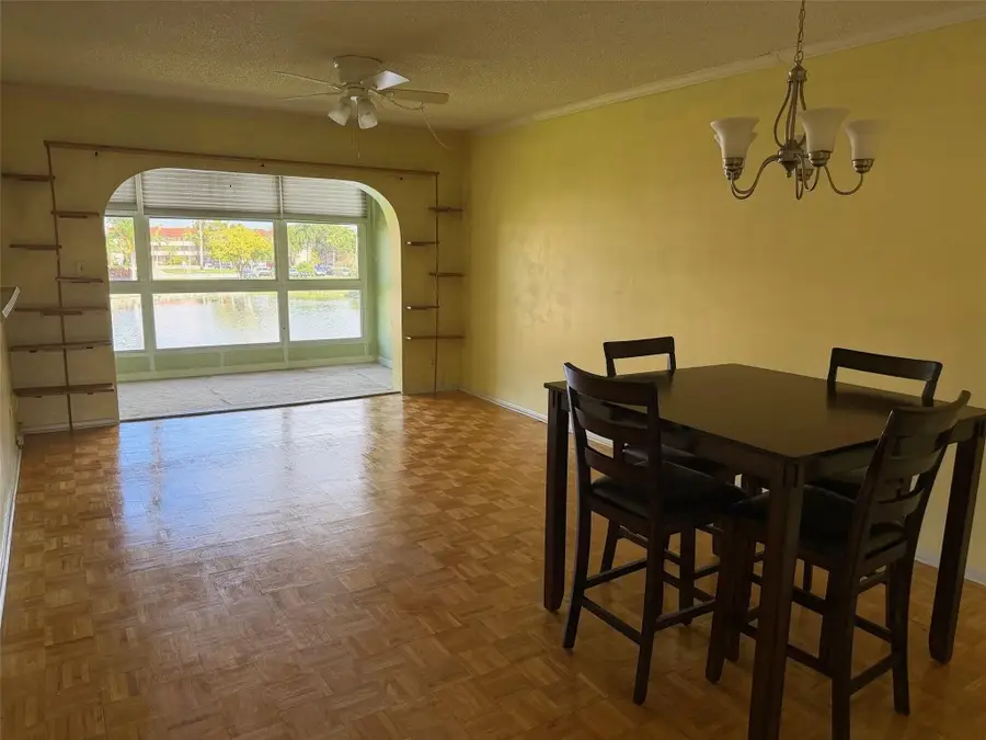 2950 W Sunrise Lks Drive #305, Fort Lauderdale, FL 33322 - Image #3