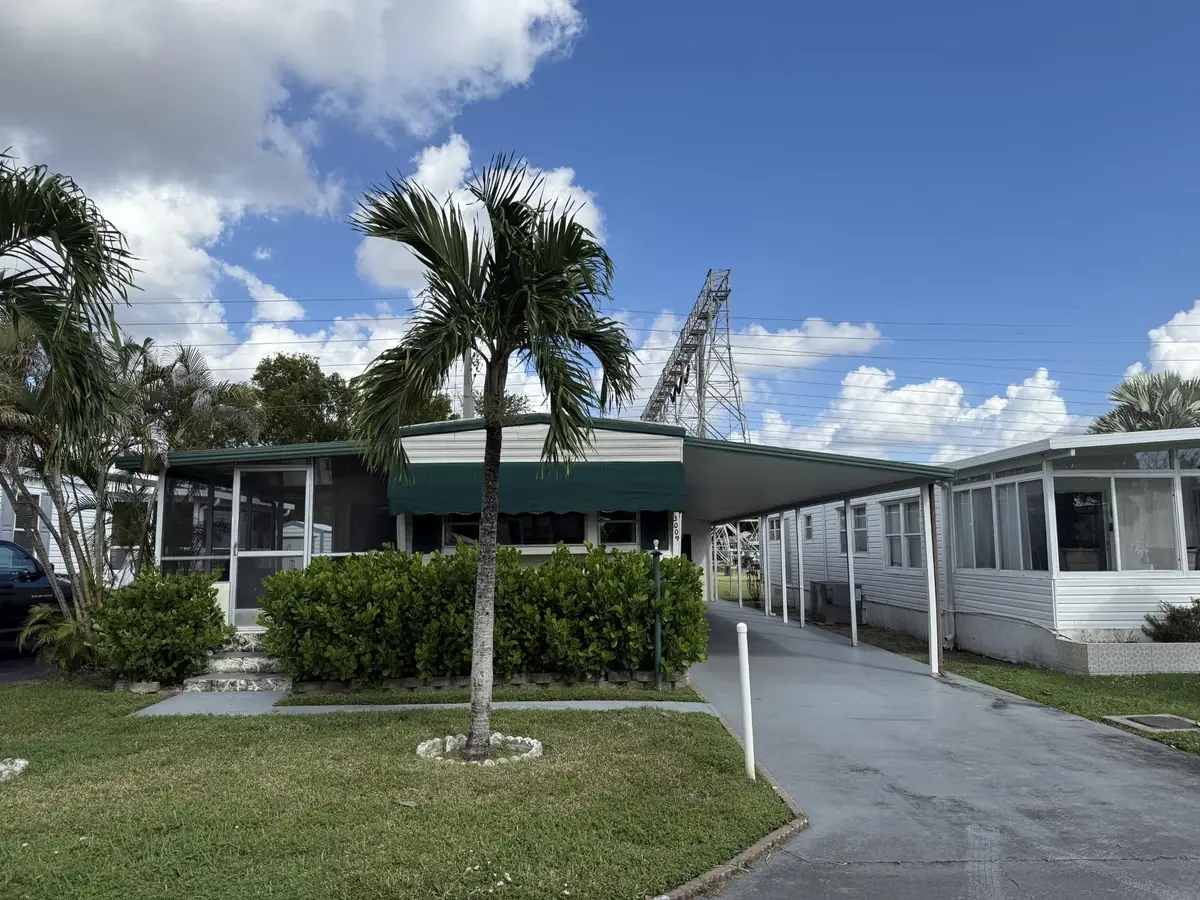 3009 SW 54th St, Fort Lauderdale, FL 33312 - Image #1