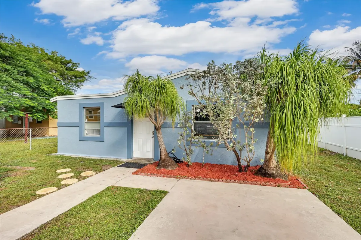 1939 Arthur St, Hollywood, FL 33020 - Image #1