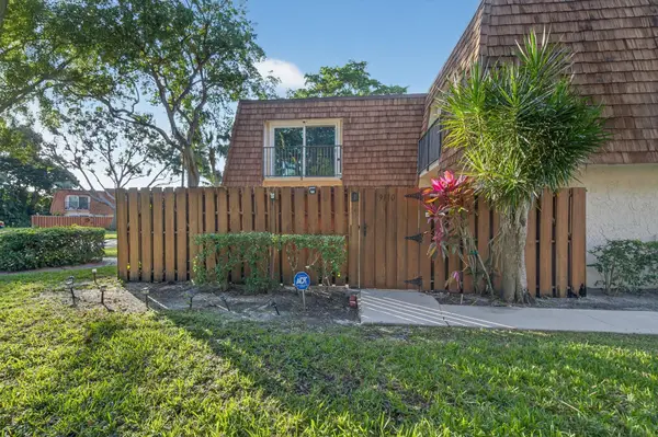 9110 SW 22nd Ct #D-4, Fort Lauderdale, FL 33324