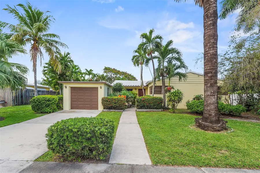 909 Guava Isle, Fort Lauderdale, FL 33315 - Image #2