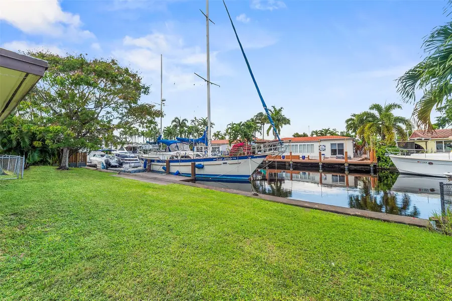 909 Guava Isle, Fort Lauderdale, FL 33315 - Image #3