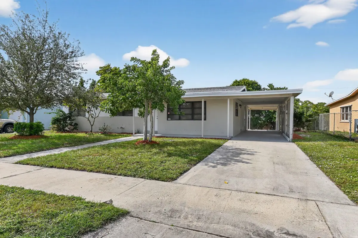115 N 11th St, Lantana, FL 33462 - Image #1