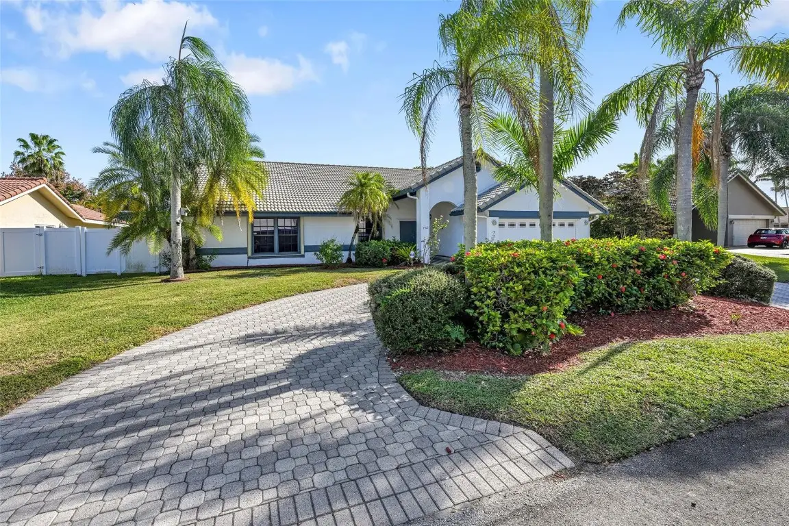 7312 NW 83rd Way, Tamarac, FL 33321 - Image #1