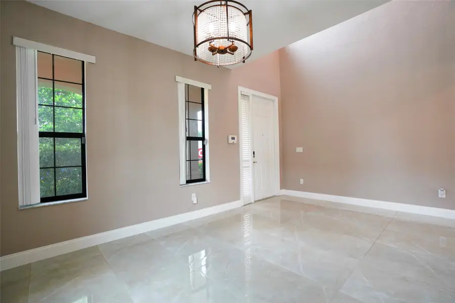 3210 Klays Ct, Royal Palm Beach, FL 33411 - Image #2