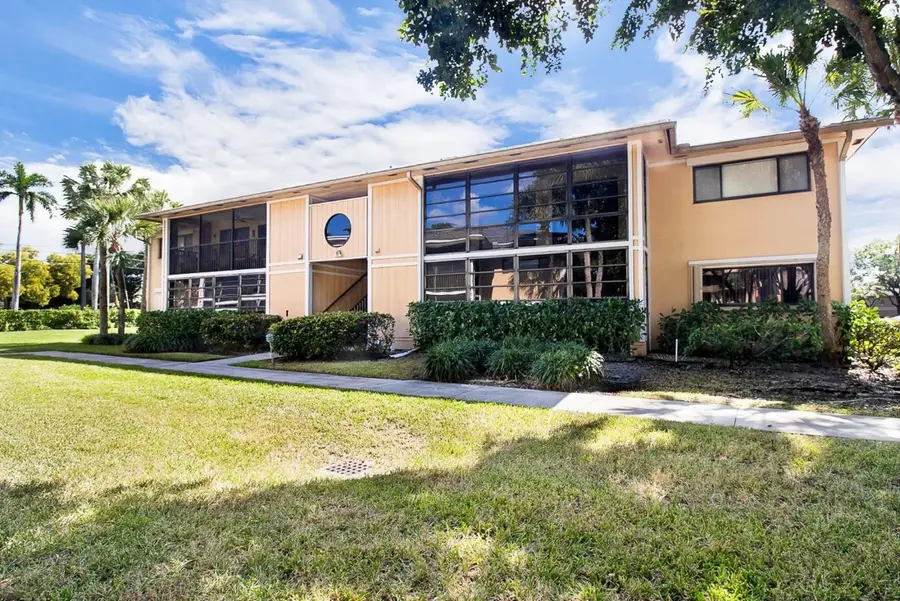 7194 Ashmont Circle #112, Fort Lauderdale, FL 33321 - Image #3