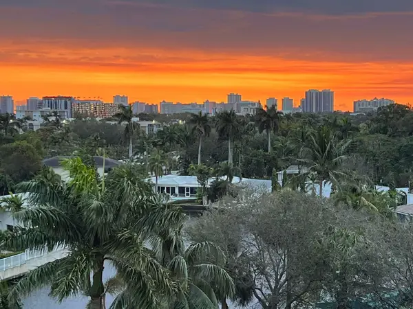 2633 NE 14th Av #501, Wilton Manors, FL 33305