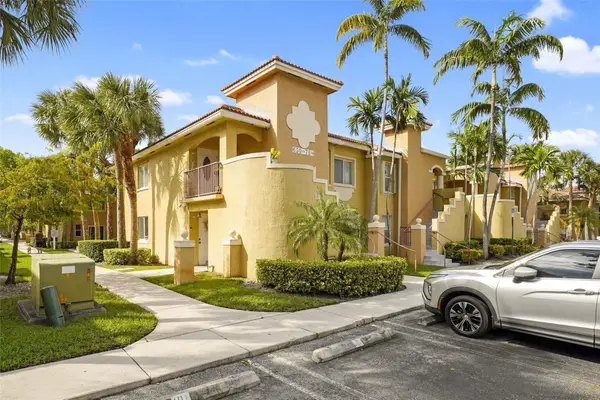 650 NW 78th Ter #201, Pembroke Pines, FL 33024