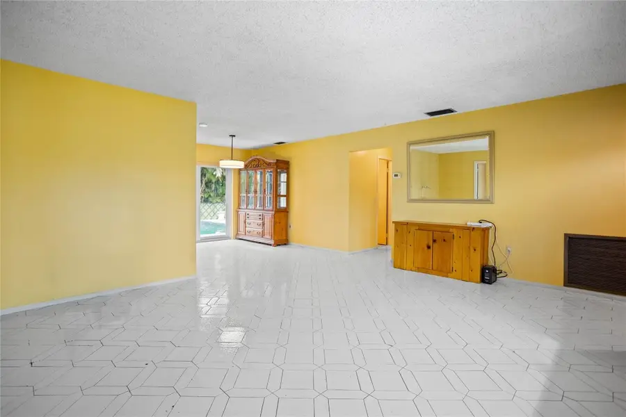 11331 NW 29th Street, Sunrise, FL 33323 - Image #3