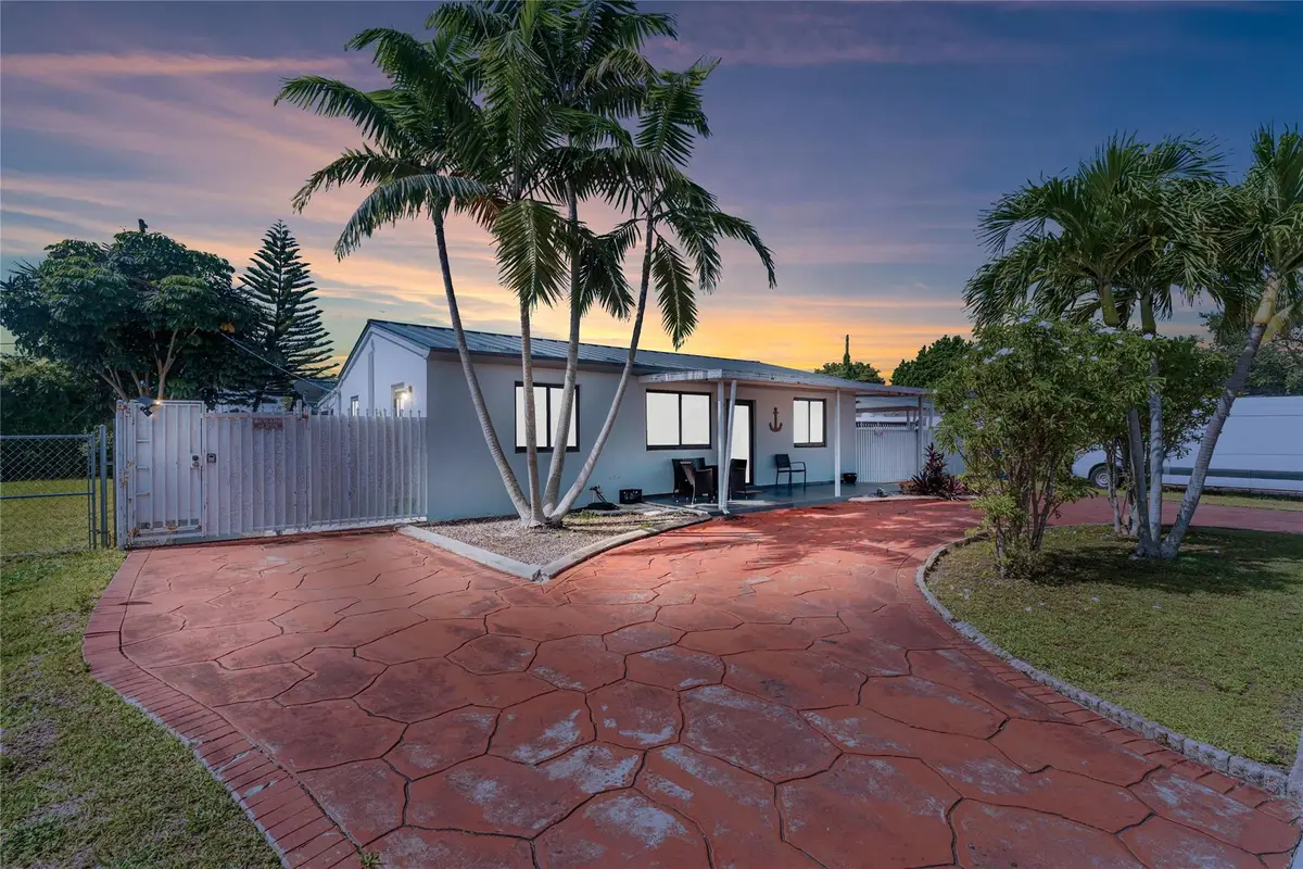 10120 SW 38th Terrace, Miami, FL 33165 - #1