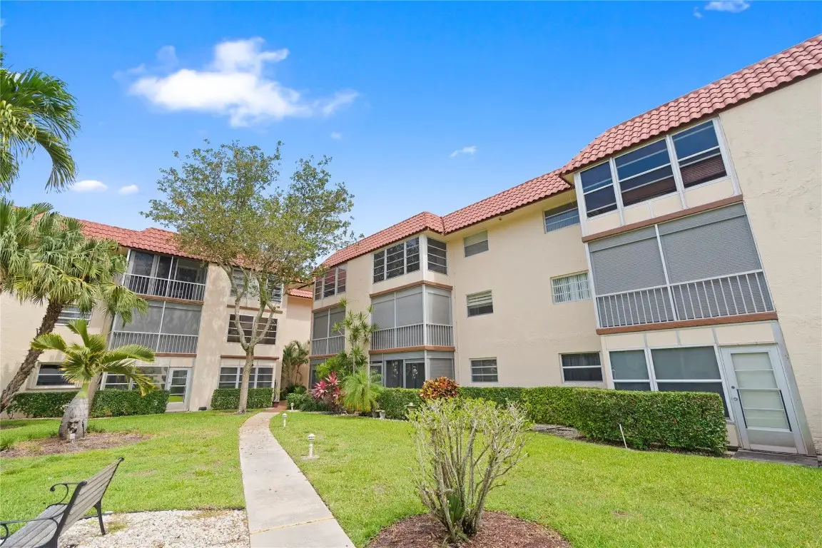 700 SE 6th Avenue #314, Deerfield Beach, FL 33441 - Image #1