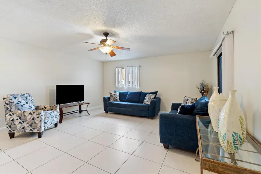 219 San Remo Blvd #219, North Lauderdale, FL 33068 - Image #3