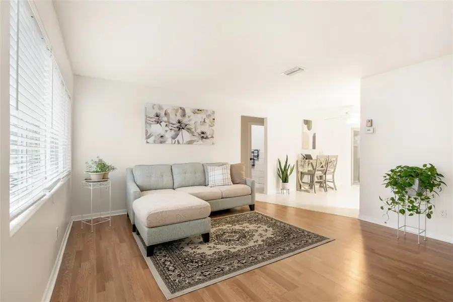 985 NW 69th Avenue, Margate, FL 33063 - Image #3