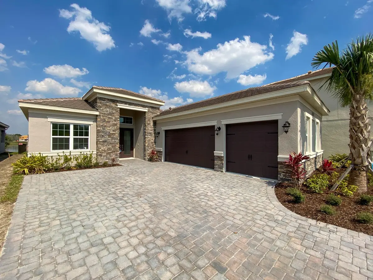 32179 Logan Elm Ter, Wesley Chapel, FL 33543 - Image #1