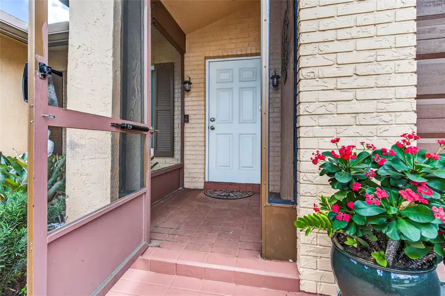 9812 NW 75th Ct, Tamarac, FL 33321 - Image #3