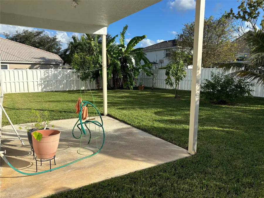 14224 NW 18th Ct, Pembroke Pines, FL 33028 - Image #3